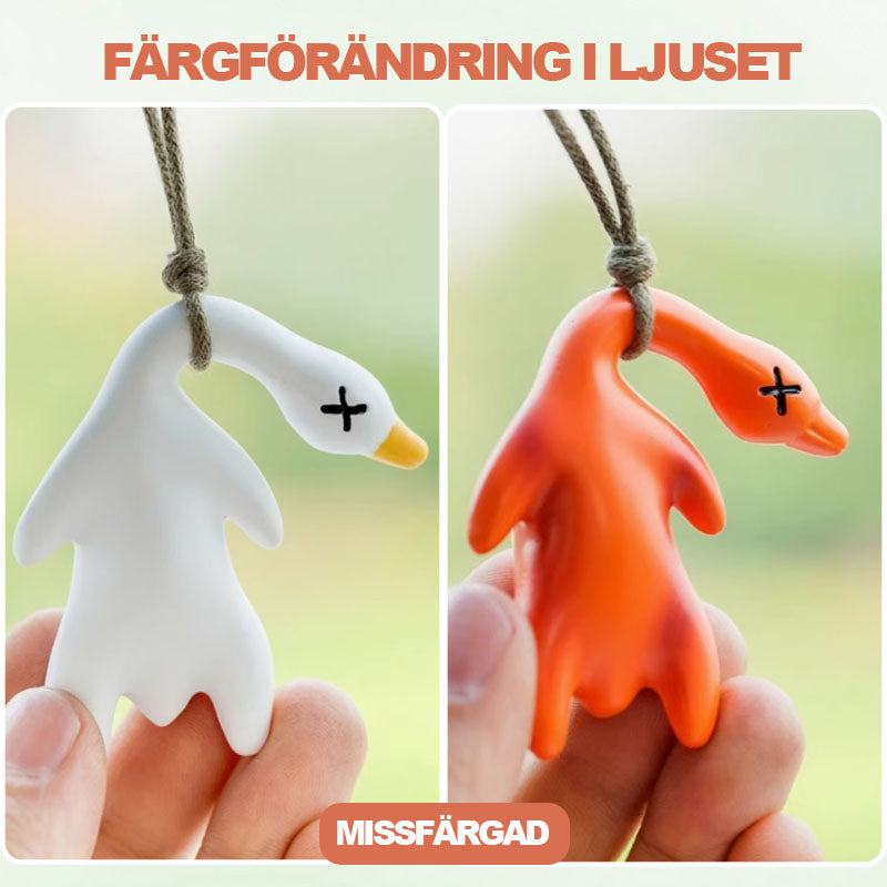 Färgskiftande stekt anka bilhängande🐤