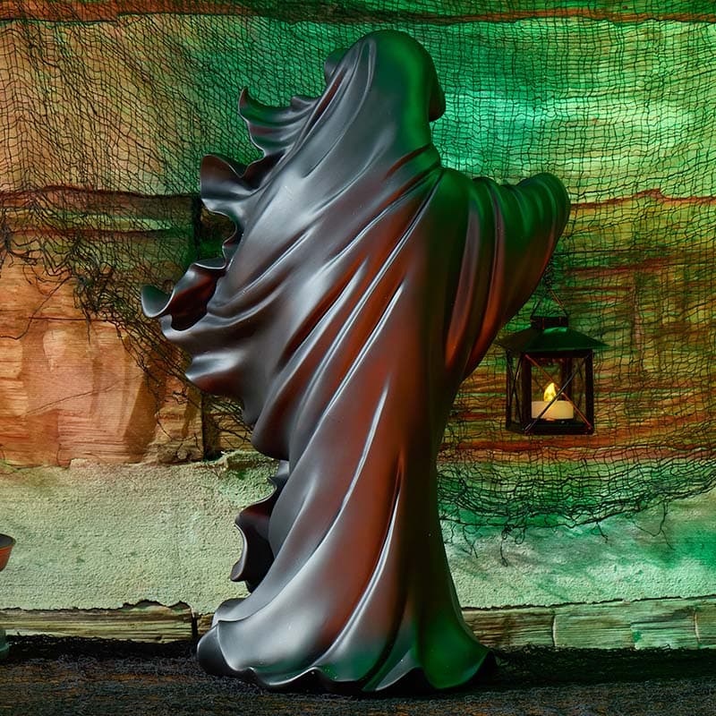 👻Ghost of Darkness with Lantern