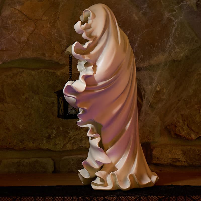 👻Ghost of Darkness with Lantern