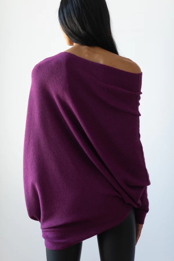 🌸Innovativa Asymmetriska Draperade Stickade Plagg