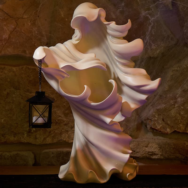 👻Ghost of Darkness with Lantern