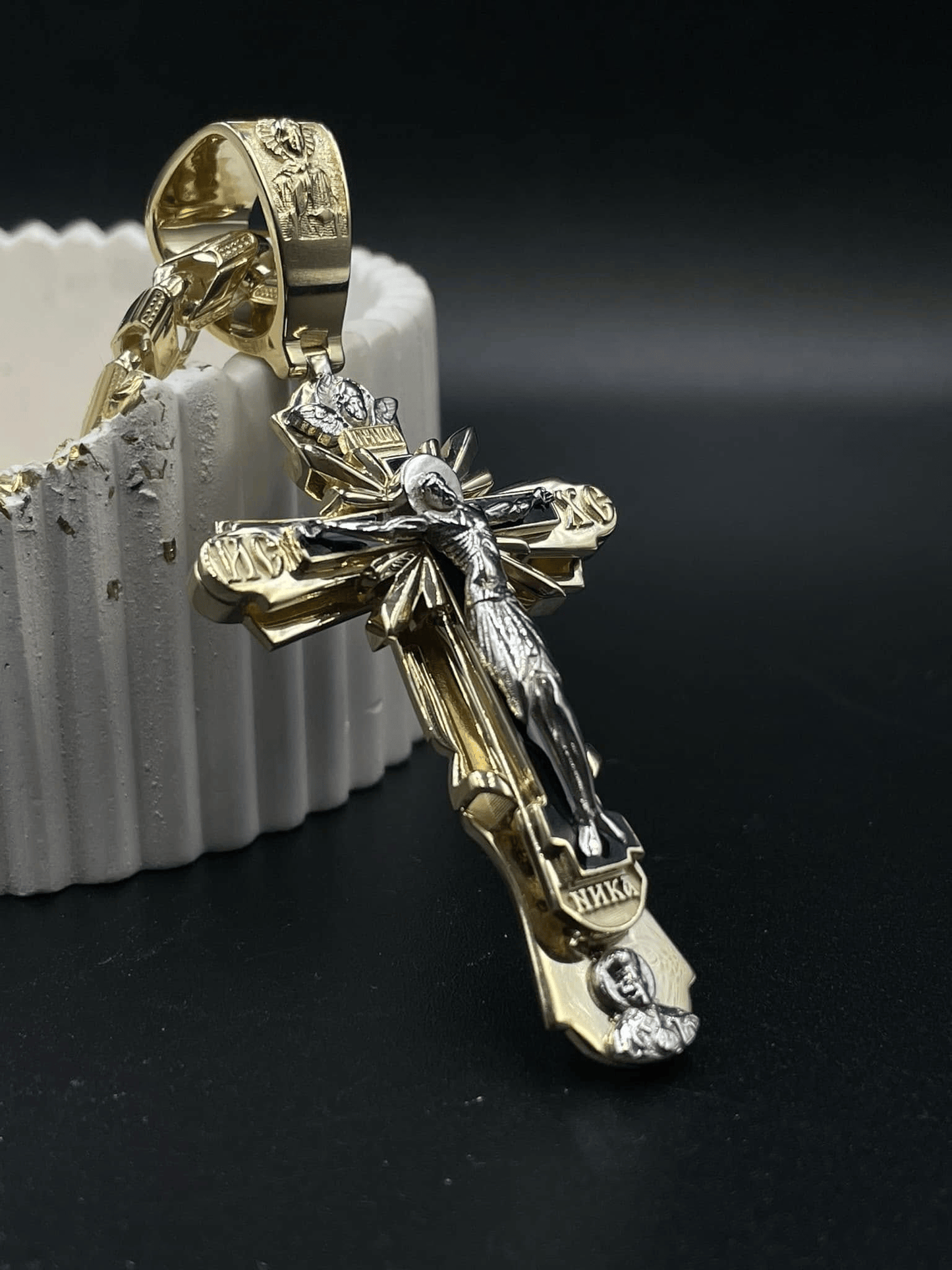 ⌛Invigning Av Den Heliga Jesus-Hängsmycke
